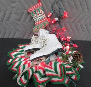 LITTLE GIRLS ICE SKATES AND CHRISTMAS DECOR