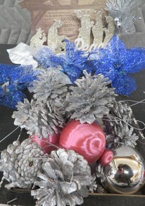NEW CHRISTMAS CARDS, NEW CLIP ON POINTSETTIAS, NEW GARLAND
