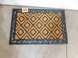 lot 33 image: TrafficMaster Scroll Diamond 24 in. x 36 in. Coir and Rubber Door Mat