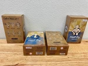 Lot of 4 Fallout 4 Vault Boy Endurance and Strength BobbleHead Figures