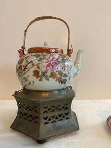 Teapot with warmer
