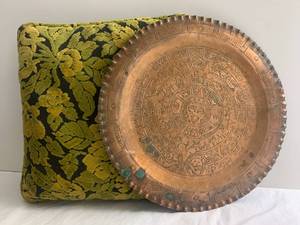 Green Red Wing Dish
