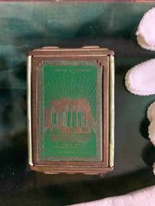 Vintage Ladies Gloves and Worlds Fair Compact
