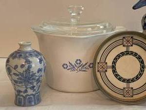 Blue and White Kitchen Group