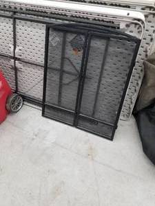lot 322 image: Fireplace screen