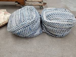lot 346 image: 2 Square Pillows