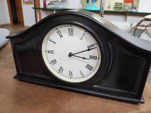 lot 340 image: Clock