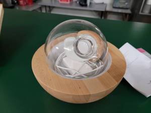 lot 381 image: Essential Oil Diffuser and Oils