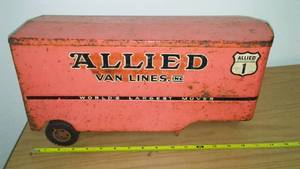 lot 6 image: Allied Van Lines Trailer  Tonka.