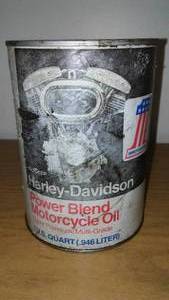 lot 17 image: Harley-Davidson motorcycle oil quart- full