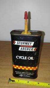 lot 29 image: Sturmey Archer cycle oil, 8.8 ounce. Empty.