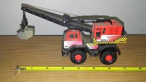 lot 58 image: Tonka 909 crane- working period
