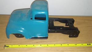 lot 71 image: 1957 Tonka truck.