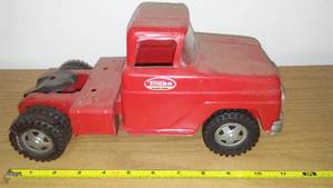 lot 93 image: Tonka truck semi.