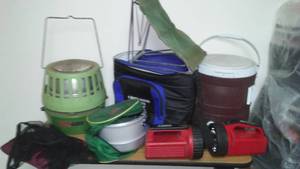 lot 132 image: Camping gear - Coleman catalytic heater and metal dishes.