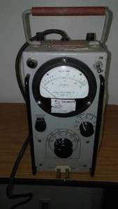lot 143 image: Electronic multimeter ME-6D U. U.S. Navy.
