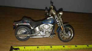 lot 199 image: Hot Wheels motorcycle.