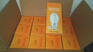 lot 262 image: 70 Watt Light Bulbs (Case Of 12)