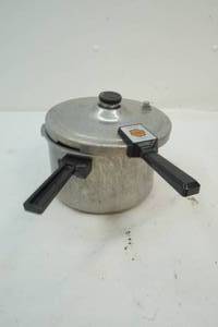 presto pressure cooker
