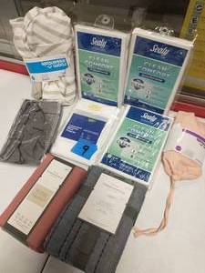 LOT OF MIXED PILLOW CASES