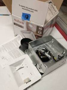 NUTONE- 80 CFM VENTILATION FAN WITH LIGHT