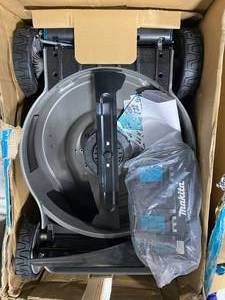 MAKITA 21 in. 18-Volt X2 (36-Volt) LXT Lithium-Ion Cordless Walk Behind Self Propelled Lawn Mower Kit with 4 Batteries (5.0 Ah)