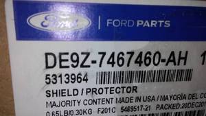 lot 302 image: Ford DE9Z-7467460-AHShield