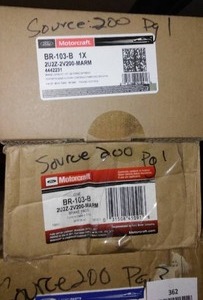 lot 363 image: Motorcraft 2U2Z2V200MARM - Motorcraft Brake Pads and Lining Kit