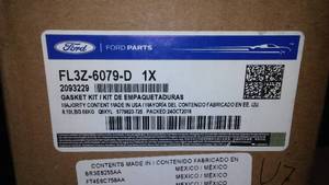 lot 389 image: New OEM KIT  GASKET FL3Z-6079-D