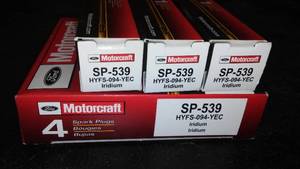 lot 409 image: Spark Plugs (7) SP 539