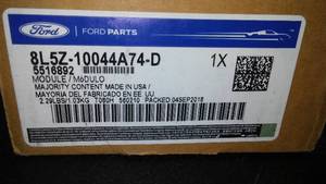 lot 424 image: Module - Air Bag - Ford (8L5Z10044A74D)