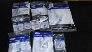 lot 472 image: Seal Kits and Actuators