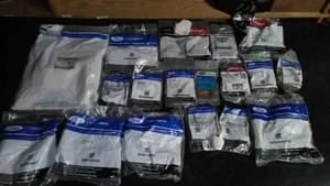 lot 475 image: Huge Lot of Seals, gaskets, etc.