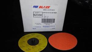 lot 109 image: 3 in. Sanding Disks, Case.