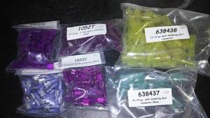 lot 127 image: Nylon Insulated Quick Connectors.