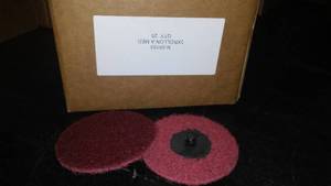 lot 140 image: 3 in. Sanding Discs (qty 25) Med. Grit