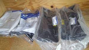 lot 161 image: Mounting Brackets (6)