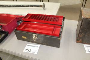 lot 402 image: Metal Tool Box 19
