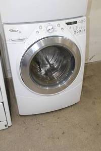 lot 386 image: Whirlpool Duet Clothes Washer