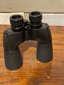 lot 25 image: Wind River Binoculars