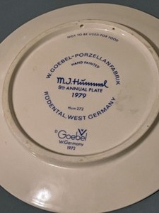 lot 46 image: MJ Hummel 1979 Plate