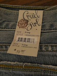 lot 66 image: Cruel Girl Kelsey Relaxed Jeans Size 5
