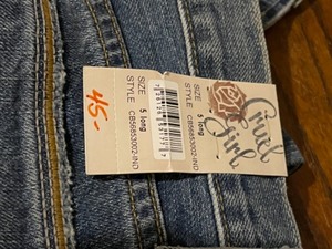 lot 82 image: Cruel Girl Kelsey Slim Jeans Size 5