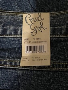 lot 89 image: Cruel Girl Georgia Relaxed Long Jeans Size 13