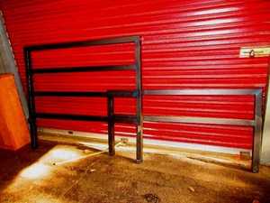 FULL SIZE BLACK METAL BED
