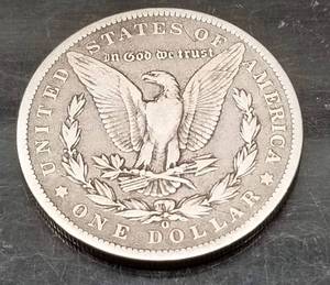 lot 26 image: 1886-O MORGAN SILVER DOLLAR