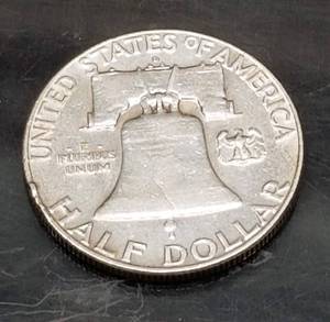 lot 49 image: 1961-D FRANKLIN HALF DOLLAR