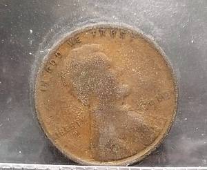 lot 56 image: 4 US WHEAT CENTS 1910 1914 1916 1930