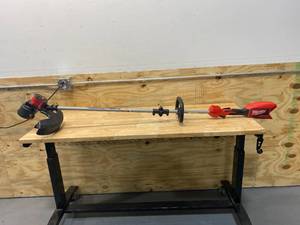 lot 14 image: MILWAUKEE M18 18-Volt Lithium-Ion Brushless Cordless String Trimmer (Tool-Only)