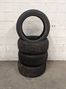 lot 129 image: (Set of 4 Tires) 2018 Hankook Optimo H426 P24545R19